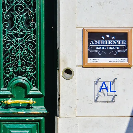 Ambiente Hostal *