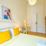 Ambiente بيت شباب *