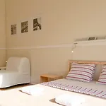 Ambiente بيت شباب