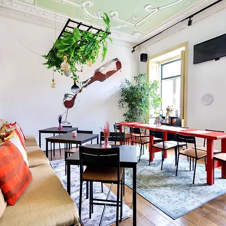 Ambiente Hostel *