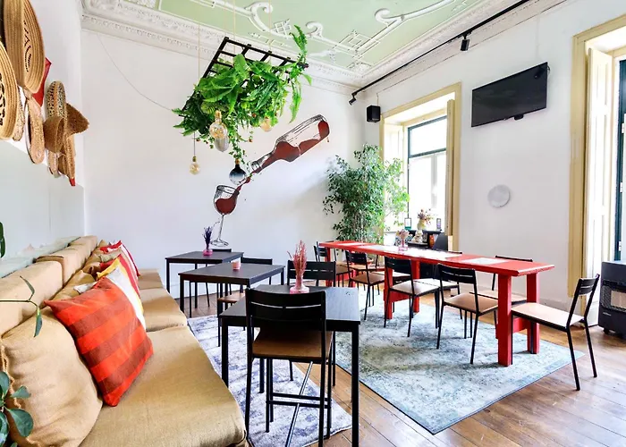 アンビエンテ ホステル *